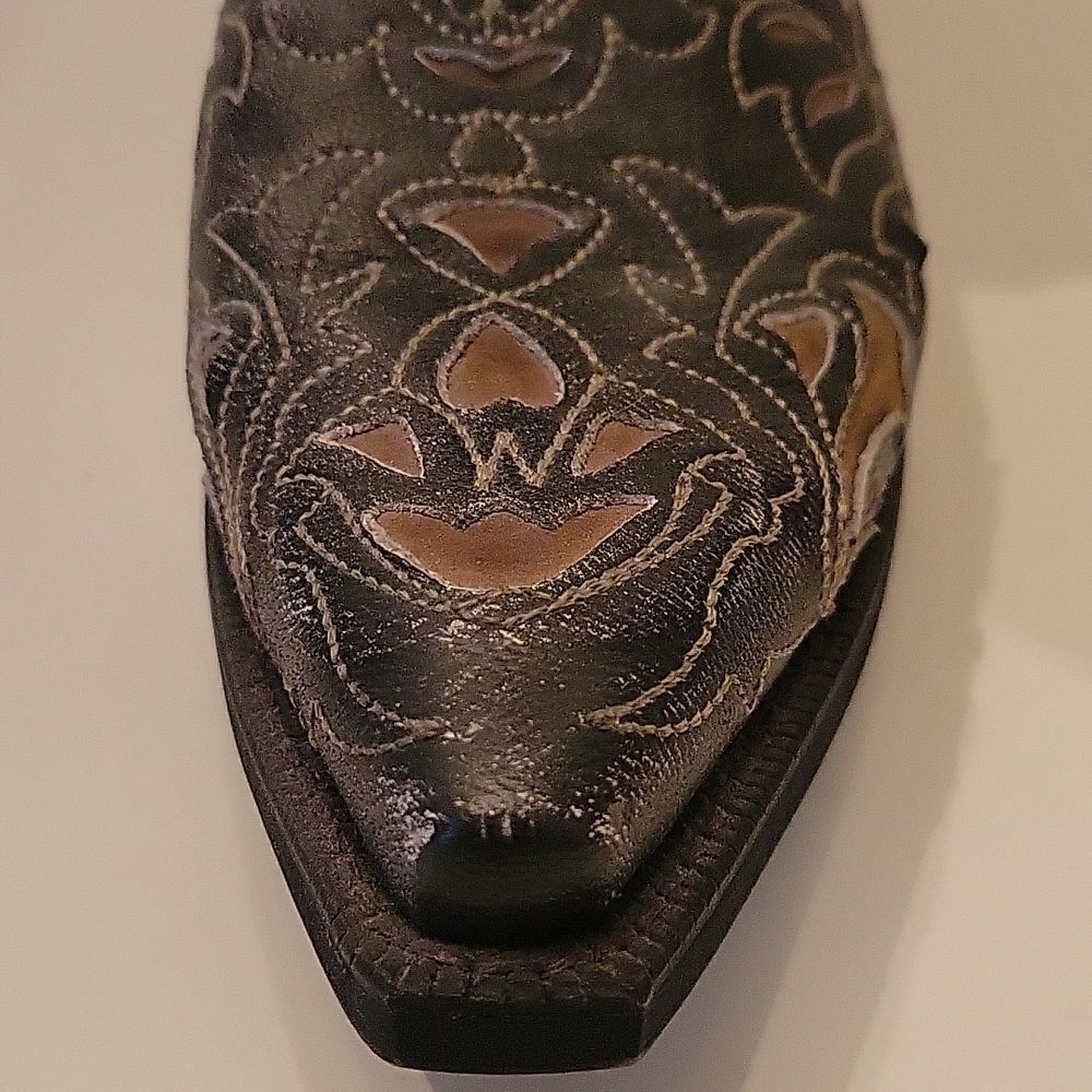 Laredo size 7 Square Toed Cowboy Boots - Picture 7 of 13